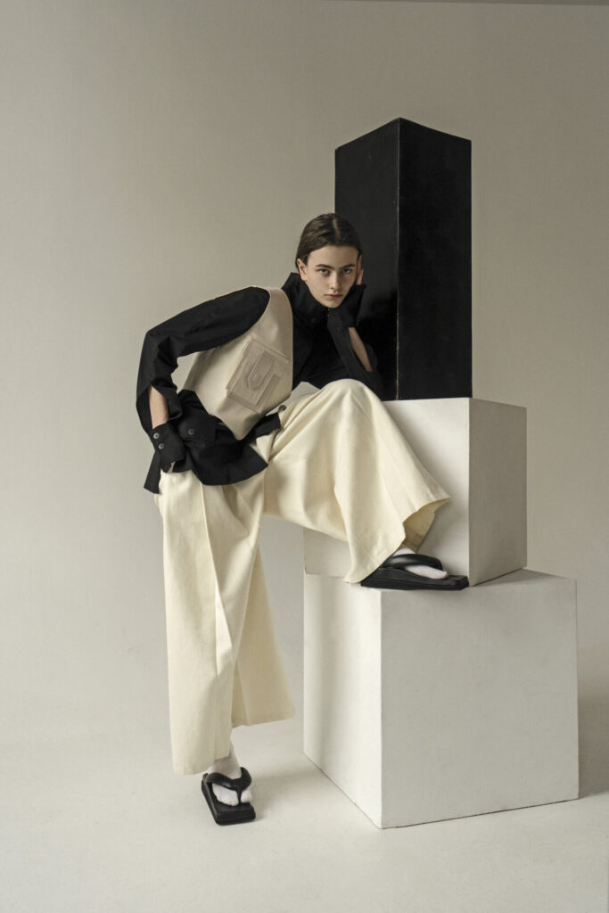 Km By Lange Off White One Shoulder Asymmetrical Vest 0001