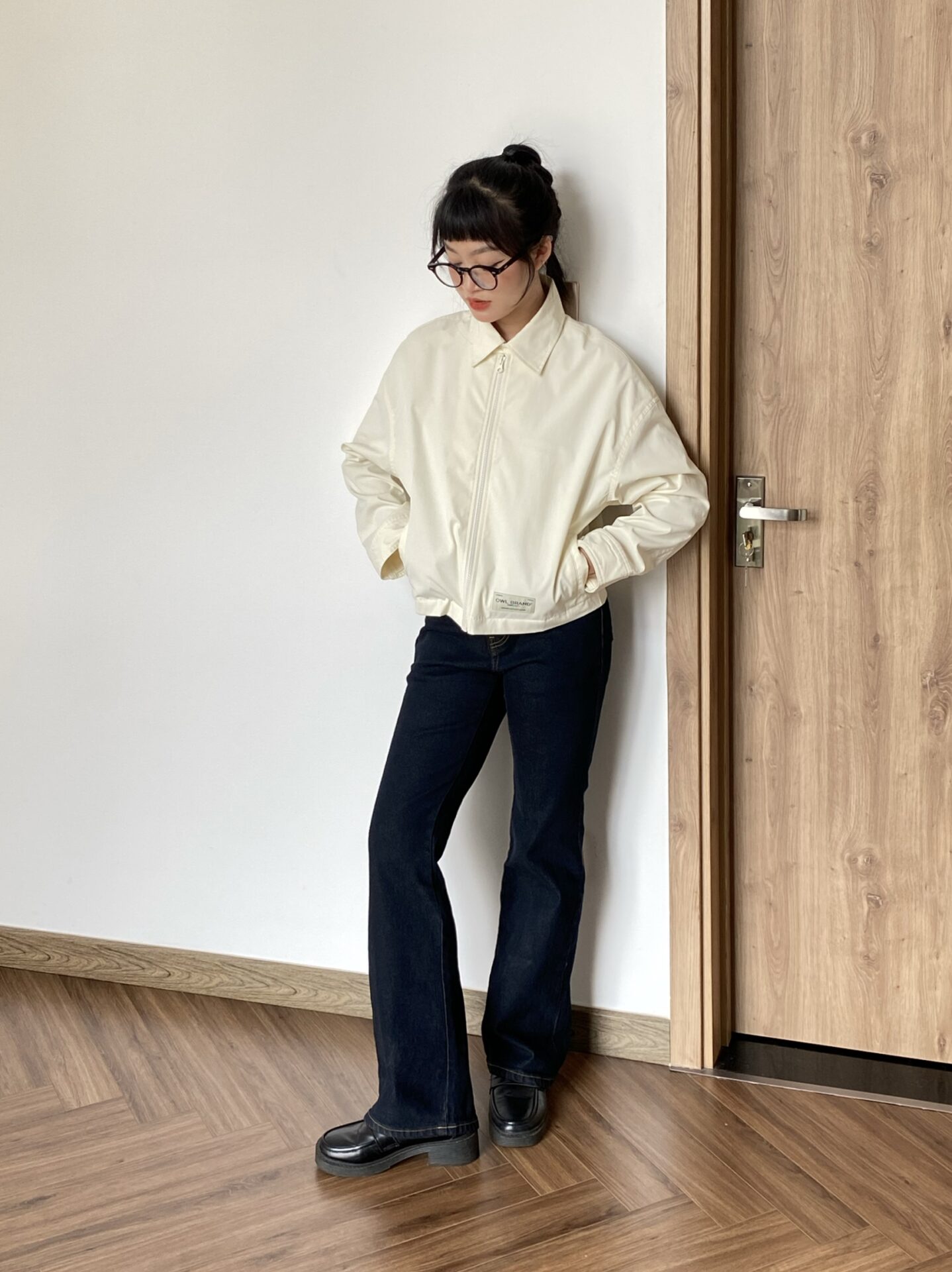 Quần jeans ống loe – items tốn dáng cho phái đẹp
